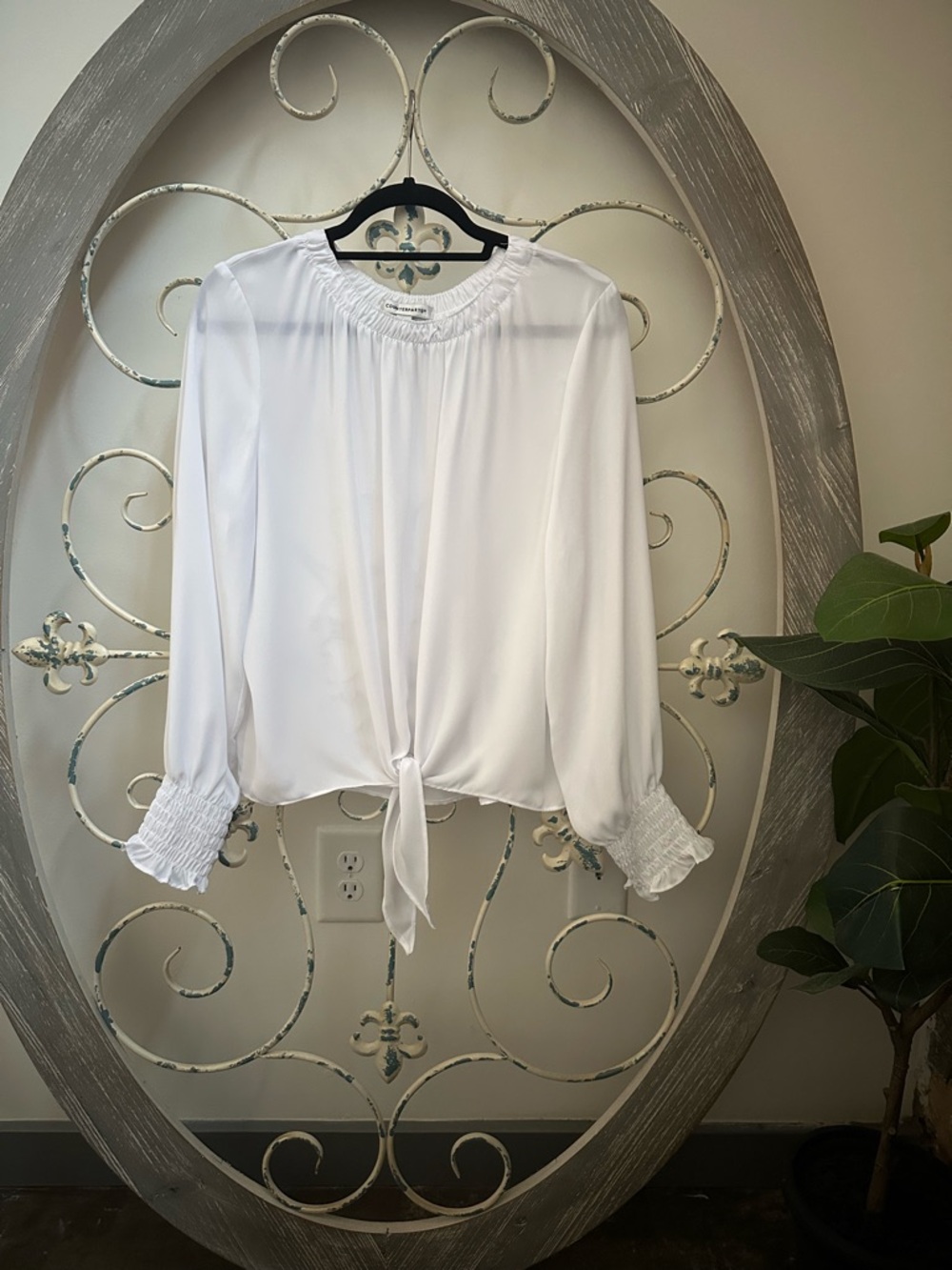 Counterparts White Tie-Front Long Sleeve Blouse